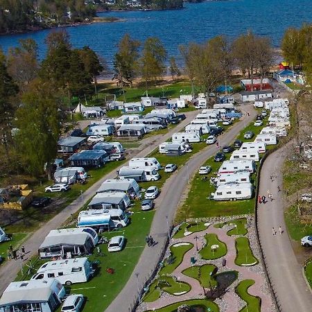 Ursand Resort & Camping Венерсборг Экстерьер фото